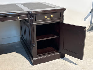 Vintage bureau, donker kers, klassiek Engels bureau, mahoniehout, zwart leer, 706