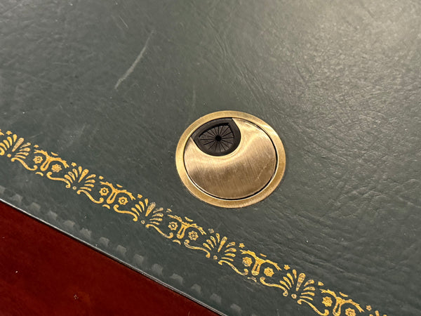 Bureau vintage, bureau anglais classique, acajou, cuir vert, 642