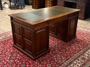 Vintage bureau, klassiek Engels bureau, mahoniehout, bruin leer, 675