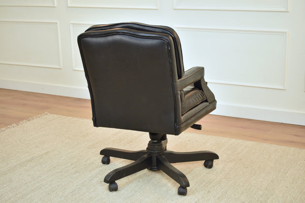 Schwarzer Bürostuhl Classic