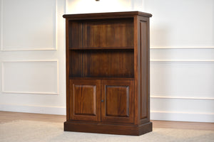 Kleines Bücherregal offen Nussbaum Messing Griffe