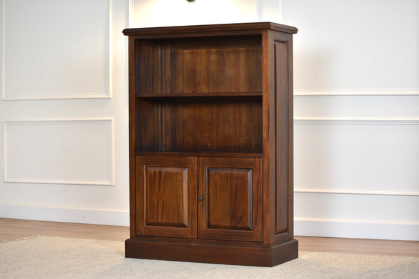 Kleines Bücherregal offen Nussbaum Messing Griffe