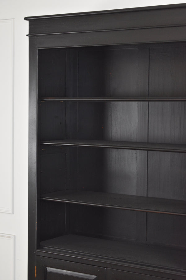 Zwarte Boekenkast