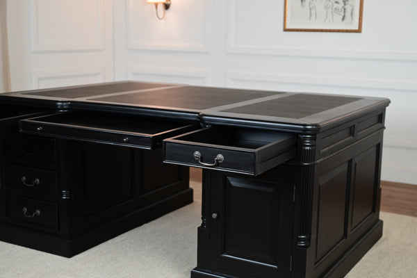 Pillar 180x120 zwart, Partnerdesk, Messing grepen, klassiek Engels bureau, massief mahoniehout