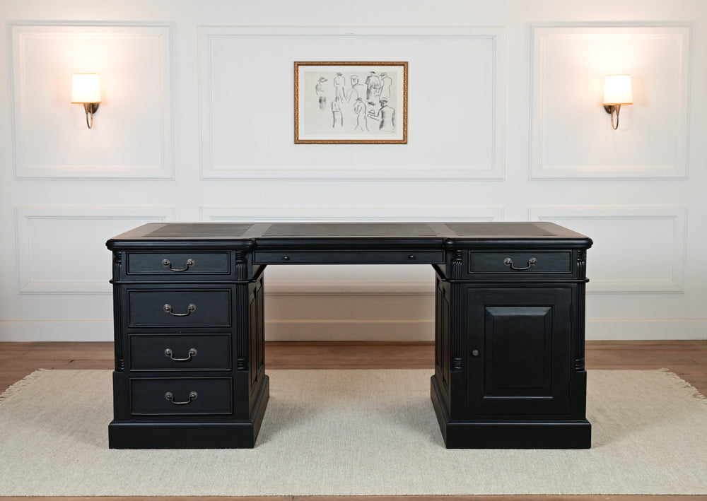 Pillar 180x90 zwart, Messing grepen, klassiek Engels bureau, massief mahoniehout