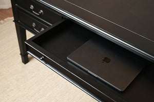 York Grande 185x95 - klassischer englischer Schreibtisch - Schwarz - Griffe aus Messing