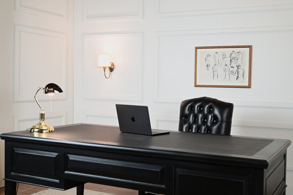 York Grande 185x95 - classic English writing desk - black- Gold handles - mahogany