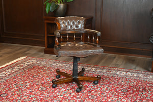 Vintage stoel, Bruin leer, Mahoniehout, Chesterfield, 267