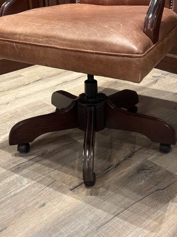 Vintage stoel, mahoniehout, lichtbruin leer, 102