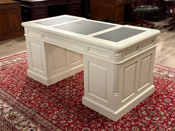 Vintage bureau, klassiek Engels bureau, wit, mahoniehout , zwart leer, 579