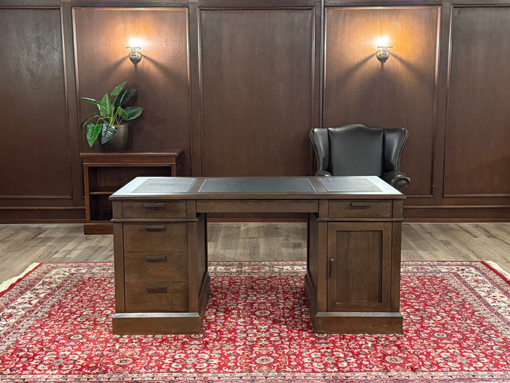 Bureau vintage, bureau anglais classique, chêne, cuir noir, 650