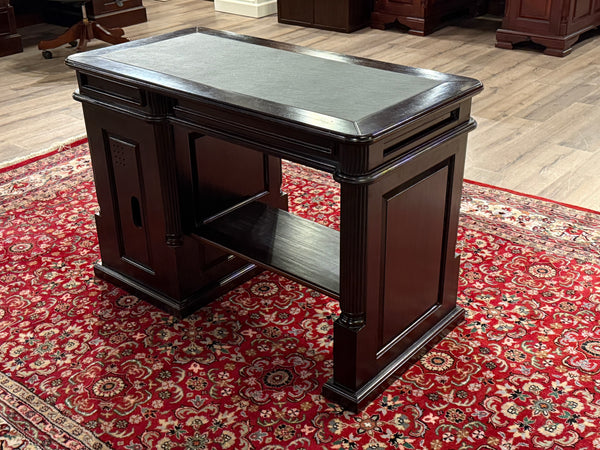 Bureau vintage, bureau anglais classique, acajou, cuir vert, 643