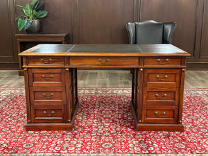 Bureau vintage, bureau anglais classique, acajou, cuir marron, 652