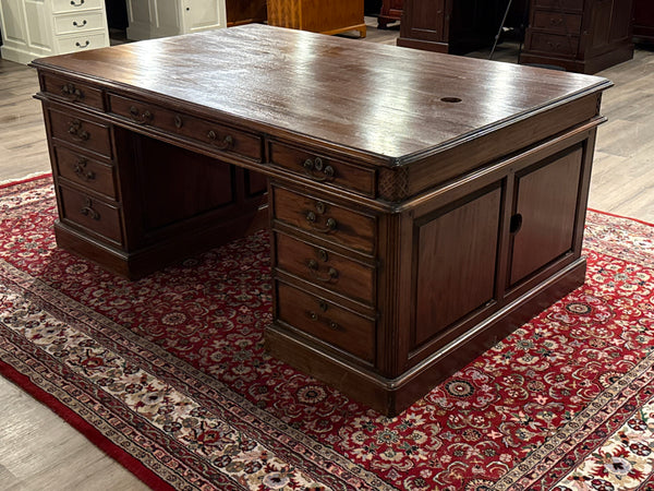 Vintage bureau, partnerdesk, klassiek Engels bureau, mahoniehout, 617