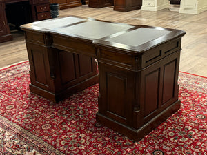 Vintage bureau, klassiek Engels bureau, mahoniehout, bruin leer, 603