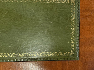 Bureau vintage, bureau anglais classique, acajou, cuir vert, 655
