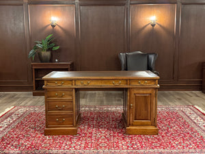 Vintage bureau, klassiek Engels bureau, mahoniehout, bruin leer, 597