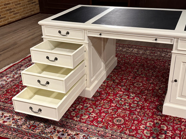 Vintage bureau, wit, klassiek Engels bureau, mahoniehout , zwart leer, 610