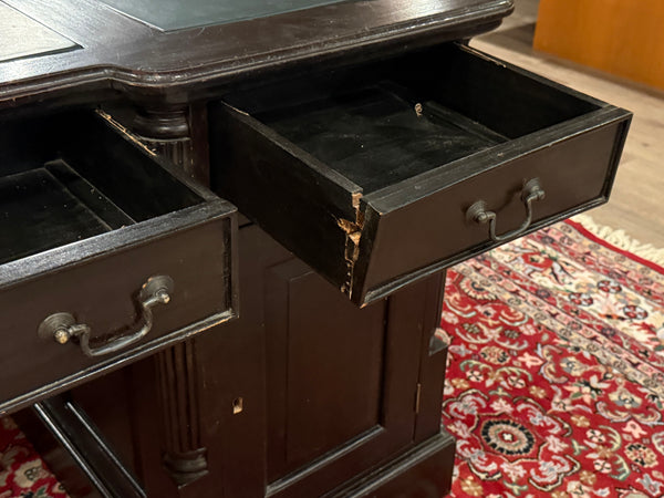 Bureau vintage, bureau anglais classique, bureau double, acajou, cuir vert, 688
