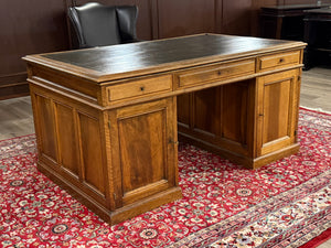 Vintage bureau, Antiek Engels bureau, eikenhout, groen leer, 661