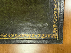 Vintage bureau, klassiek Engels bureau, mahoniehout, groen leer, 570