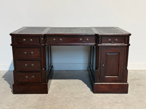 Vintage bureau, klassiek Engels bureau , mahoniehout, zwart leer, 708