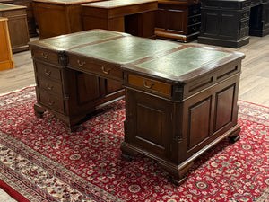 Bureau vintage, bureau double, bureau anglais classique, chêne, cuir vert, 687