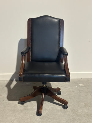 Vintage bureaustoel, Chesterfield, mahoniehout, zwart/blauw leer 101