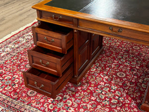 Bureau vintage, bureau anglais classique, acajou, cuir marron, 652