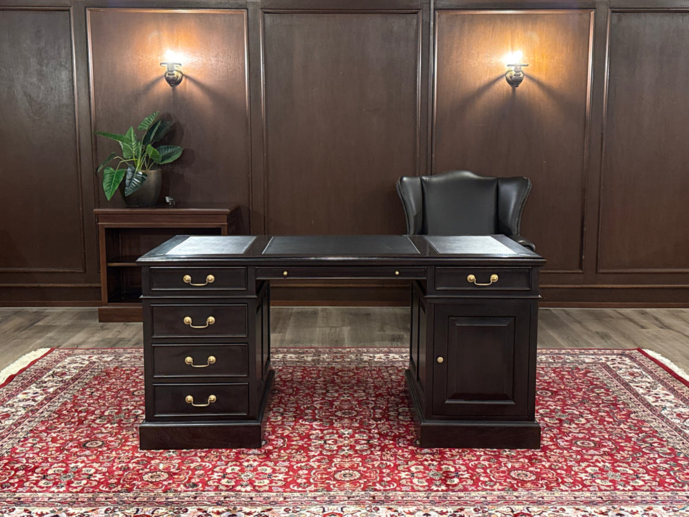 Vintage bureau, klassiek Engels bureau, mahoniehout, donker kersen, zwart leer, 631